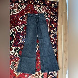 NWOT Wranlger Wanderer High Rise Flare Jeans